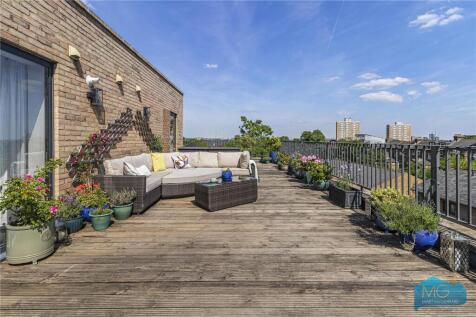 Canning Crescent, London, N22 2 bed apartment for sale