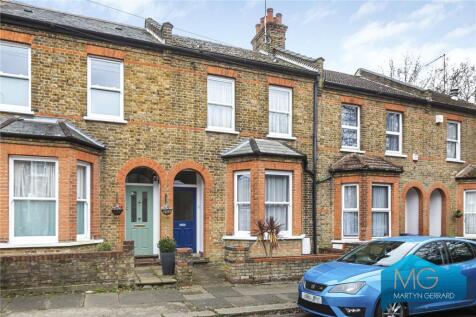 Theobalds Avenue, North Finchley... 3 bed terraced house for sale