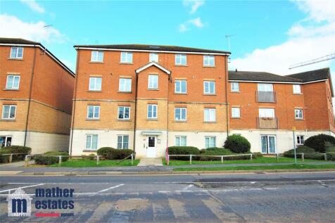 St. Lukes Court, Hatfield 2 bed flat for sale