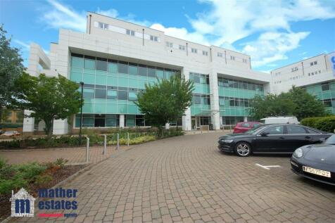Bessemer Road, Welwyn Garden City 2 bed apartment for sale