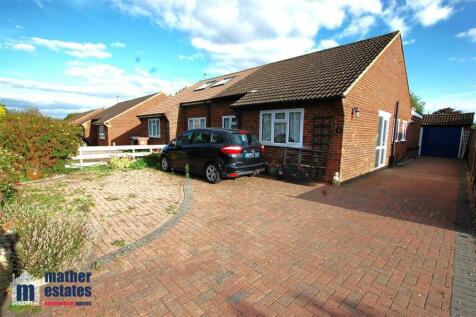 2 bedroom semi-detached bungalow for sale