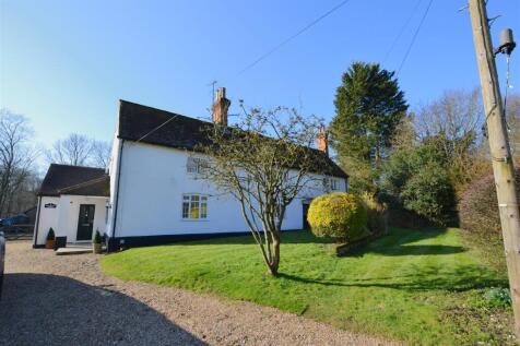 5 bedroom semi-detached house for sale