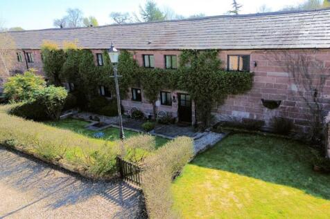 4 bedroom end of terrace house for sale