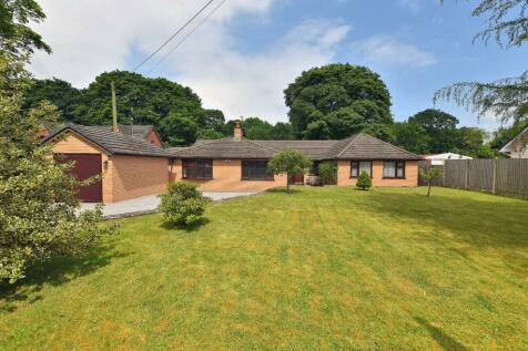 5 bedroom detached bungalow for sale