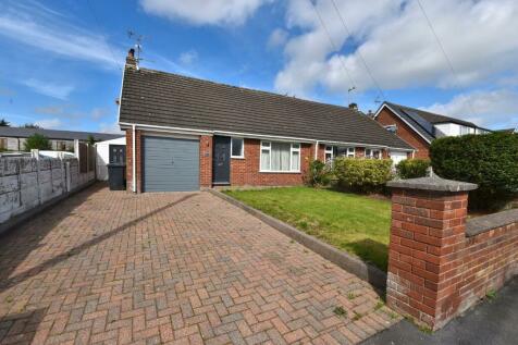 3 bedroom semi-detached bungalow for sale