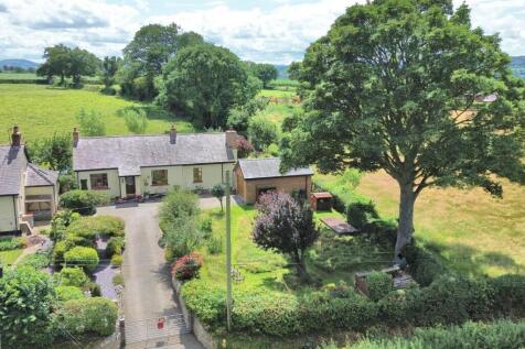 3 bedroom cottage for sale