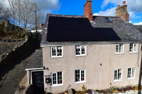3 bedroom link detached house for sale