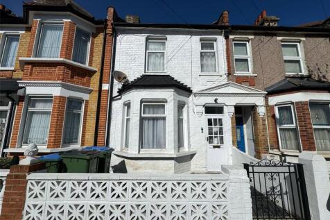 Benares Road, Plumstead, SE18 3 bed terraced house for sale