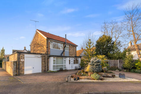 Falcon Close, Hertfordshire CM21 4 bed detached house for sale