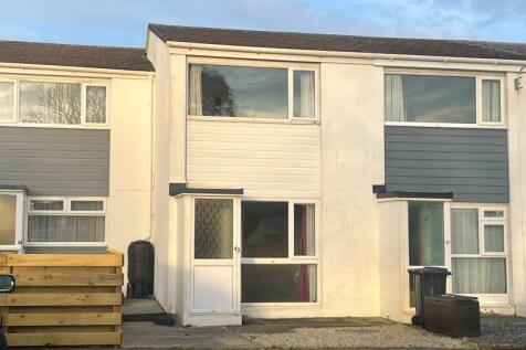 Pendragon Crescent, Newquay TR7 2 bed terraced house for sale