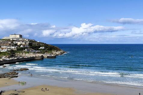 The Crescent, Newquay TR7 2 bed flat for sale