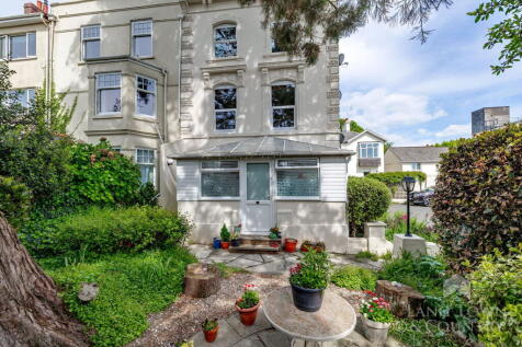 Woodside, Plymouth PL4 2 bed flat for sale