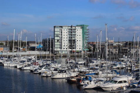 17 Marrowbone Slip, Plymouth PL4 2 bed apartment for sale