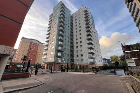 Centreway Apartments, Axon Place, Ilford 2 bed flat for sale