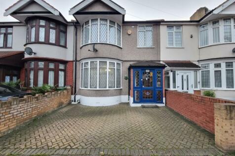 4 bedroom terraced house for sale