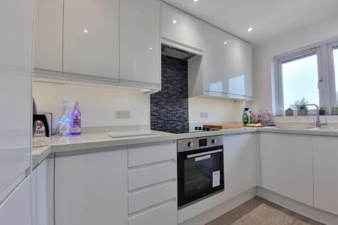 1 bedroom flat for sale
