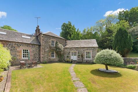 The Coach House, Townend Estate... 4 bed character property for sale