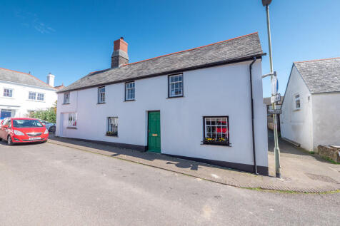 4 bedroom cottage for sale