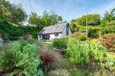 2 bedroom detached house for sale