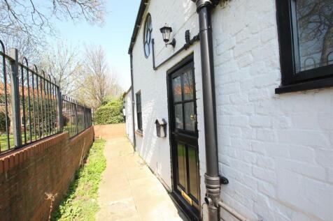 Railway Street, Beverley 1 bed house for sale