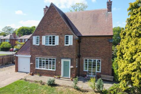 Longcroft Park, Beverley 3 bed detached house for sale