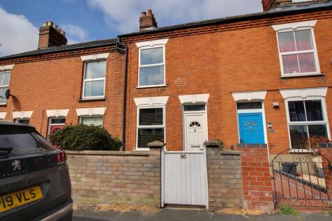 Spencer Street 3 bed terraced house for sale