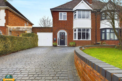 Old Croft Lane, Birmingham B36 3 bed semi