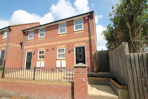2 bedroom semi-detached house for sale