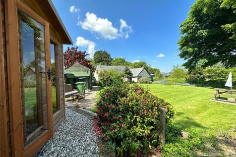 Langtree, Torrington 4 bed barn conversion for sale