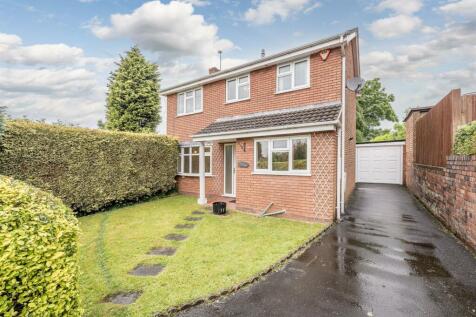 Church Street, Pensnett, DY5 4HB 3 bed detached house for sale