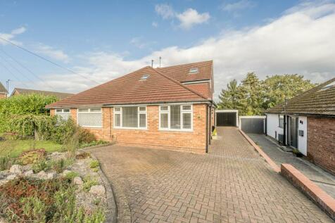 3 bedroom semi-detached bungalow for sale