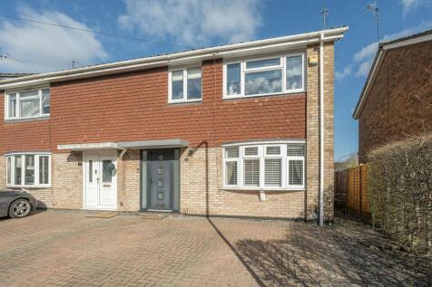 Tennyson Way, Kidderminster, DY10 3YQ 3 bed end of terrace house for sale