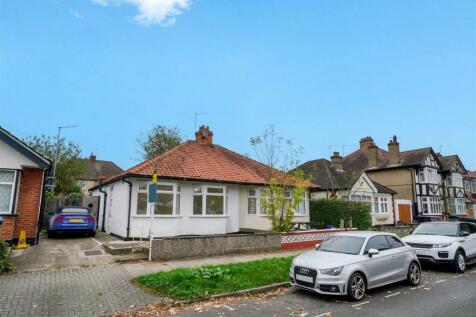 3 bedroom semi-detached bungalow for sale