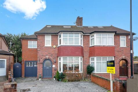 7 bedroom semi-detached house for sale