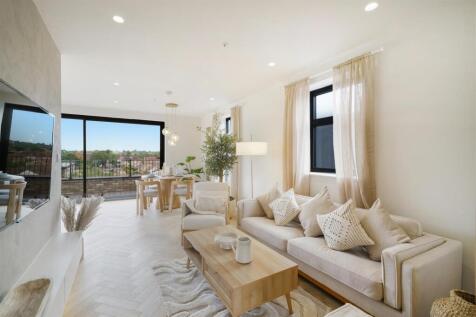 Harrowdene Road, Wembley 2 bed apartment for sale