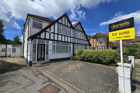 4 bedroom semi-detached house for sale