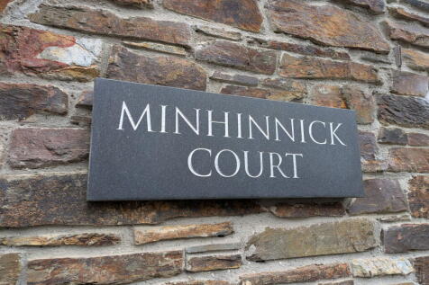 Minhinnick Court, PL19 0DP 2 bed flat for sale