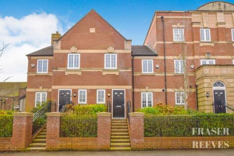 3 bedroom mews property for sale
