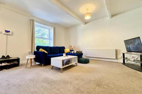 Gothic Street, Bradford BD13 2 bed terraced house for sale