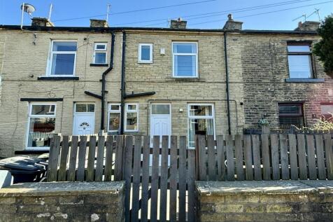 Wellington Street, Queensbury BD13 1 bed terraced house for sale