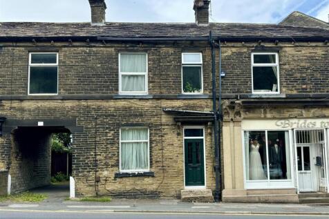 Calder Banks, Bradford BD13 2 bed terraced house for sale