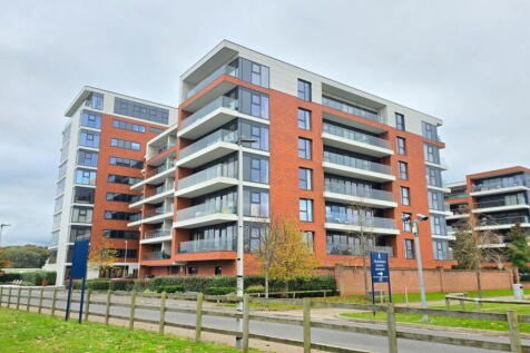 Kingman Way, Newbury RG14 2 bed flat for sale