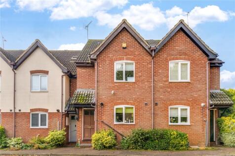 Twin Foxes, Woolmer Green... 3 bed terraced house for sale