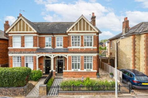 Essex Road, Stevenage, Hertfordshire... 4 bed semi