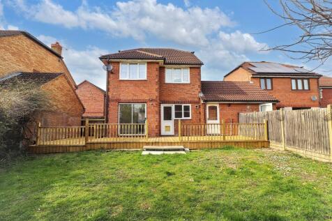 Hayfield, Stevenage, Hertfordshire, SG2 4 bed detached house for sale