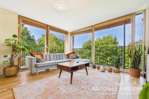 Bennets Courtyard, Watermill Way... 2 bed apartment for sale