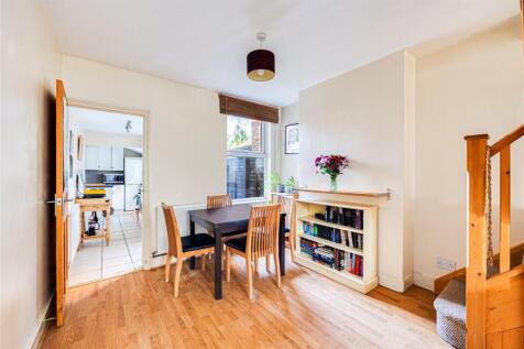 Garfield Street, Bedford... 2 bed terraced house for sale