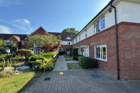 Marden, Kent 3 bed flat for sale