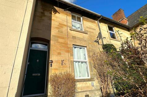 Marshfield Road, Chippenham 3 bed terraced house for sale