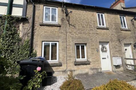 Marshfield Road, Chippenham 2 bed terraced house for sale